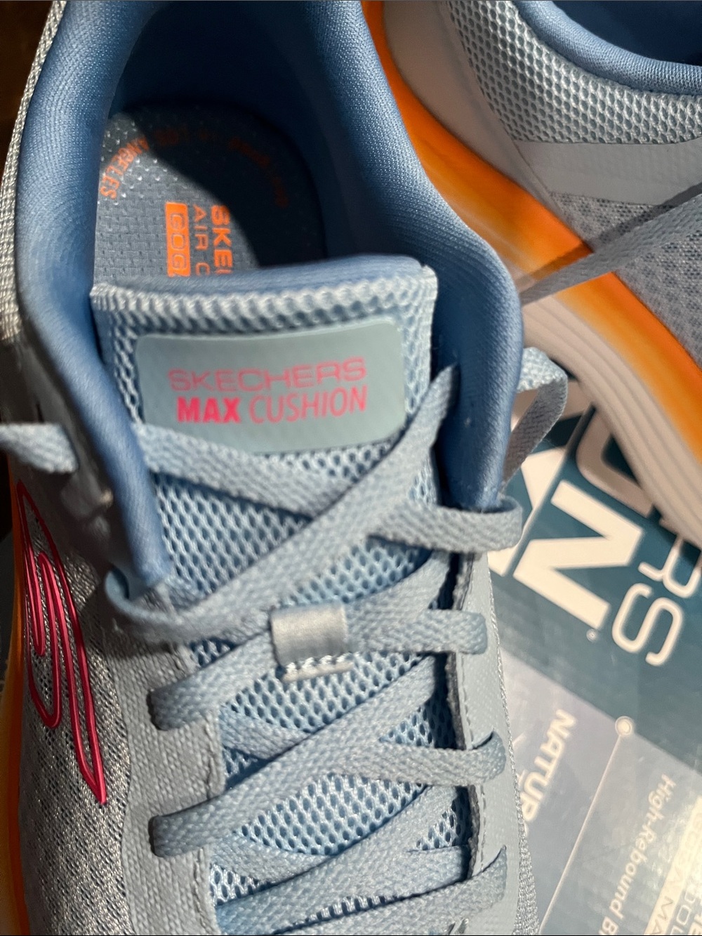 Skechers Max Cushioning Go Run! Great condition! Worn a couple of times! - Picture 6 of 12